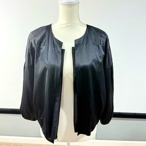 Kenneth Cole Silk Black Lightweight Jacket Sz Medium Women’s Zip Up